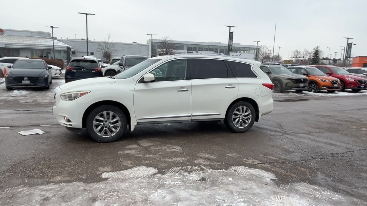 2013 Infiniti JX35 in Mississauga, Ontario