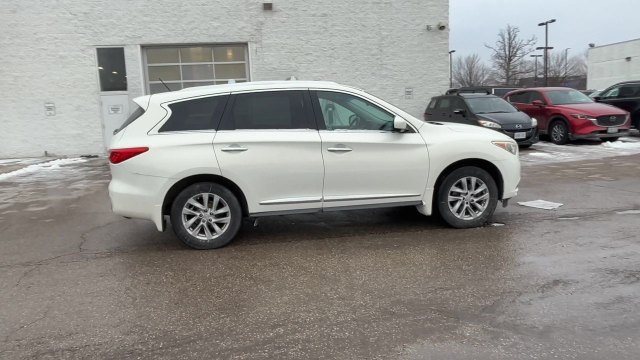 2013 Infiniti JX35 in Mississauga, Ontario
