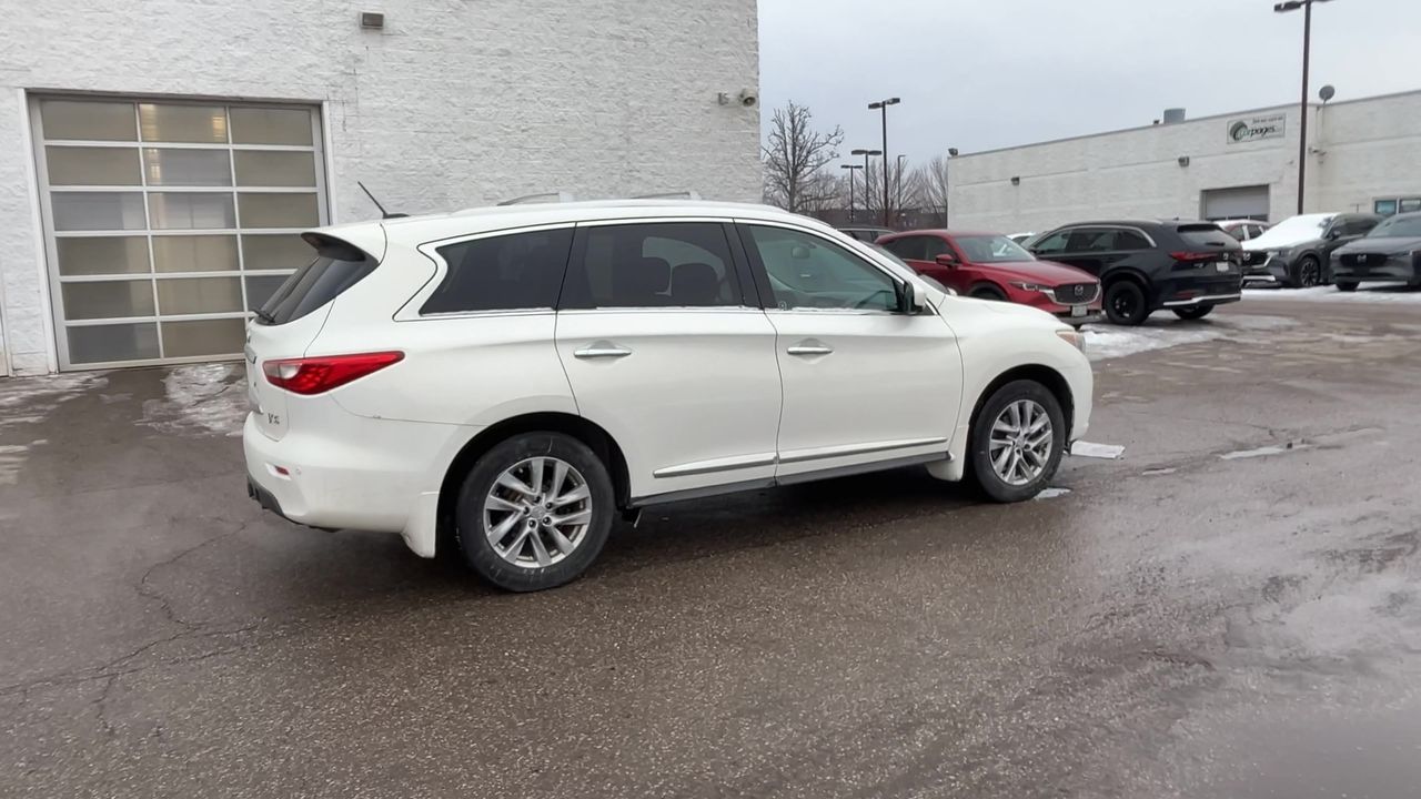 2013 Infiniti JX35 in Mississauga, Ontario