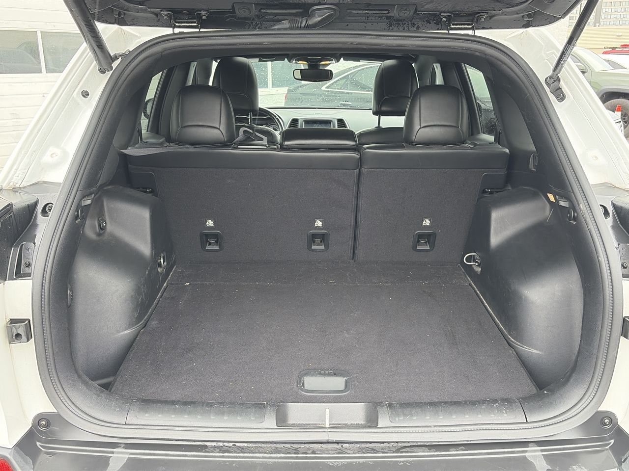 2021 Jeep Cherokee in Mississauga, Ontario