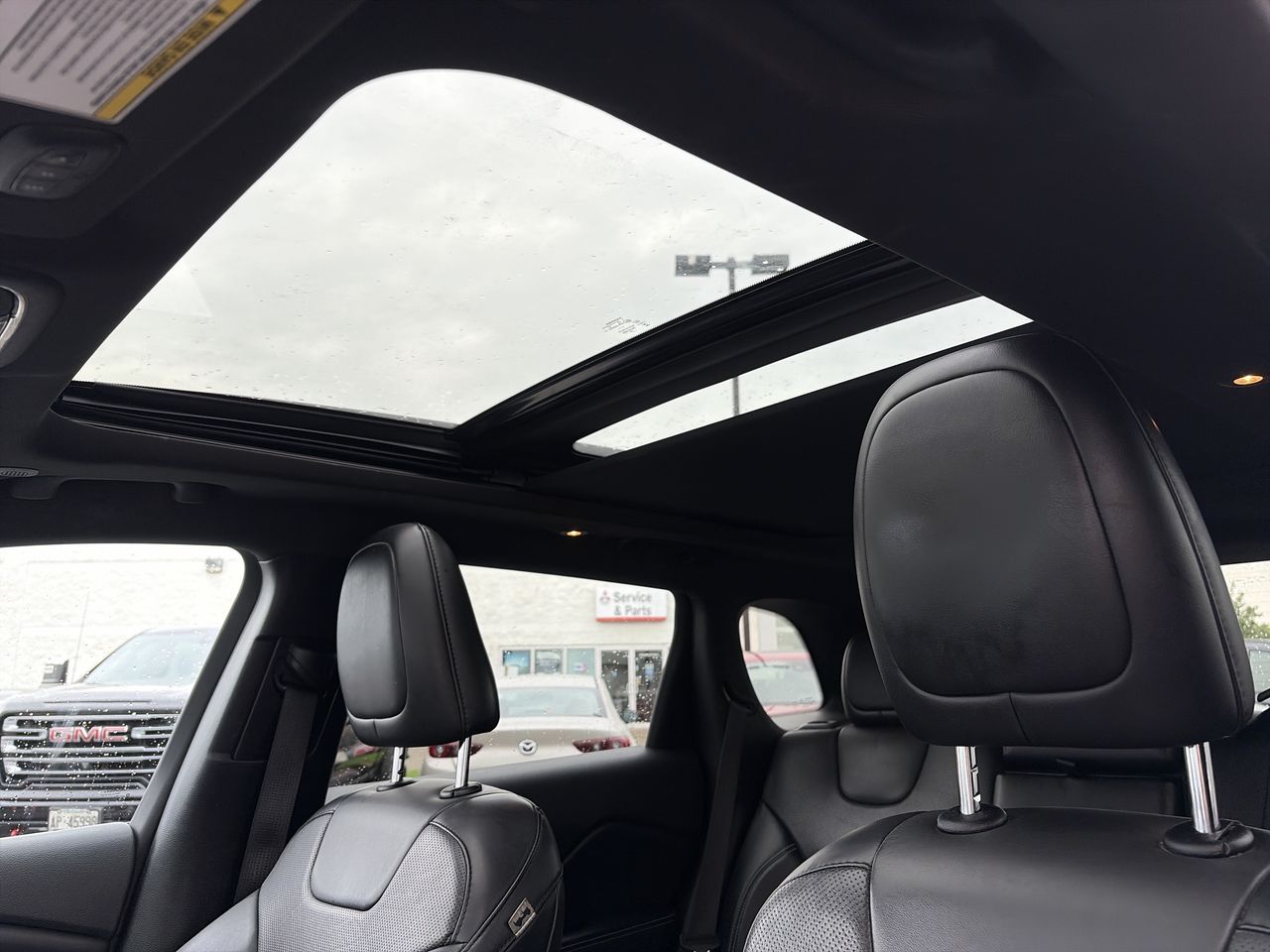 2021 Jeep Cherokee in Mississauga, Ontario