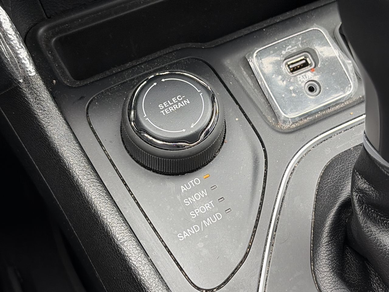 2021 Jeep Cherokee in Mississauga, Ontario