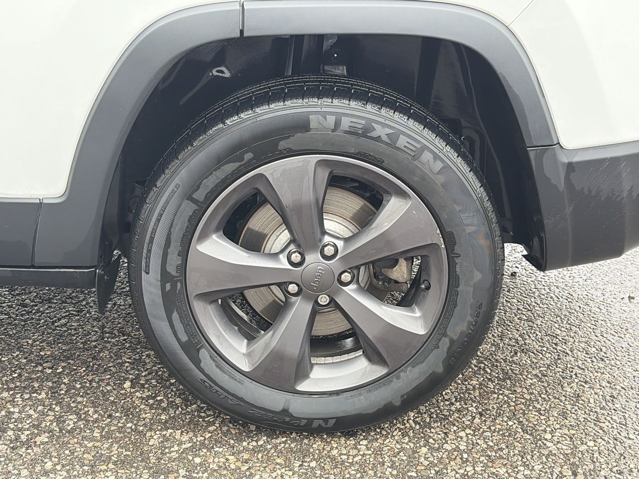 2021 Jeep Cherokee in Mississauga, Ontario