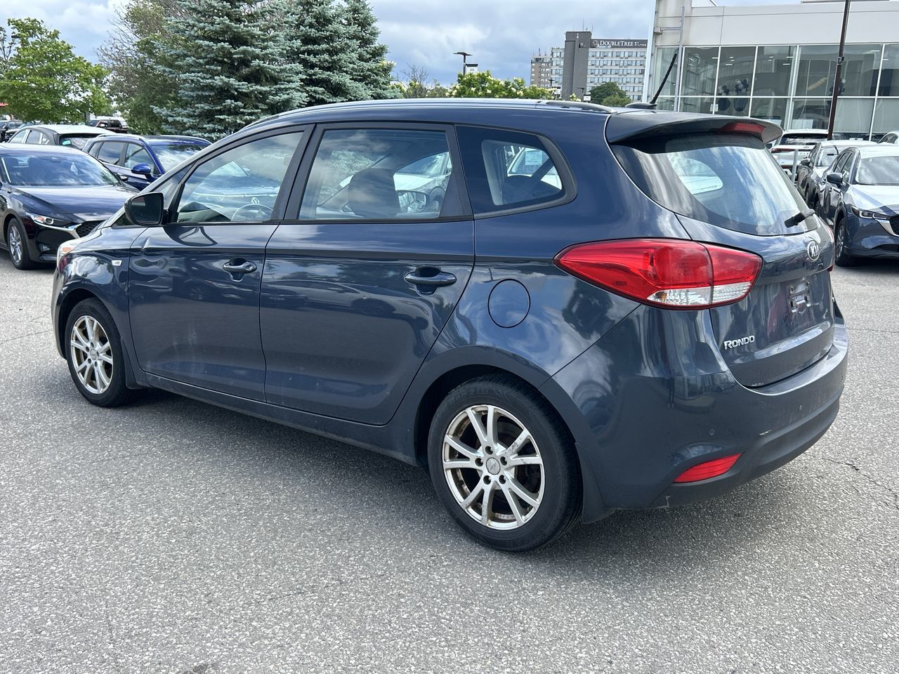 Kia Rondo  2014 à Mississauga, Ontario