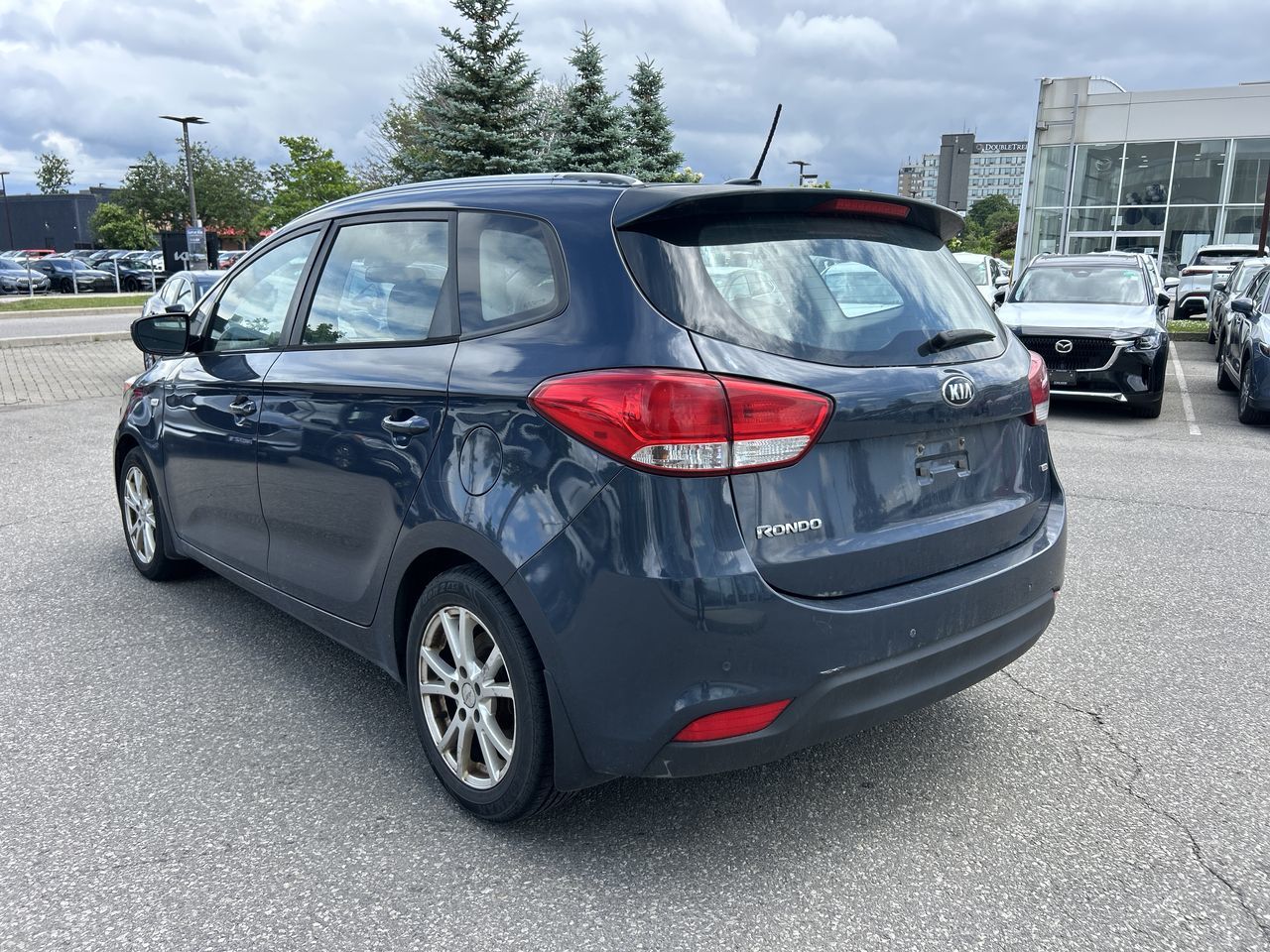 Kia Rondo  2014 à Mississauga, Ontario