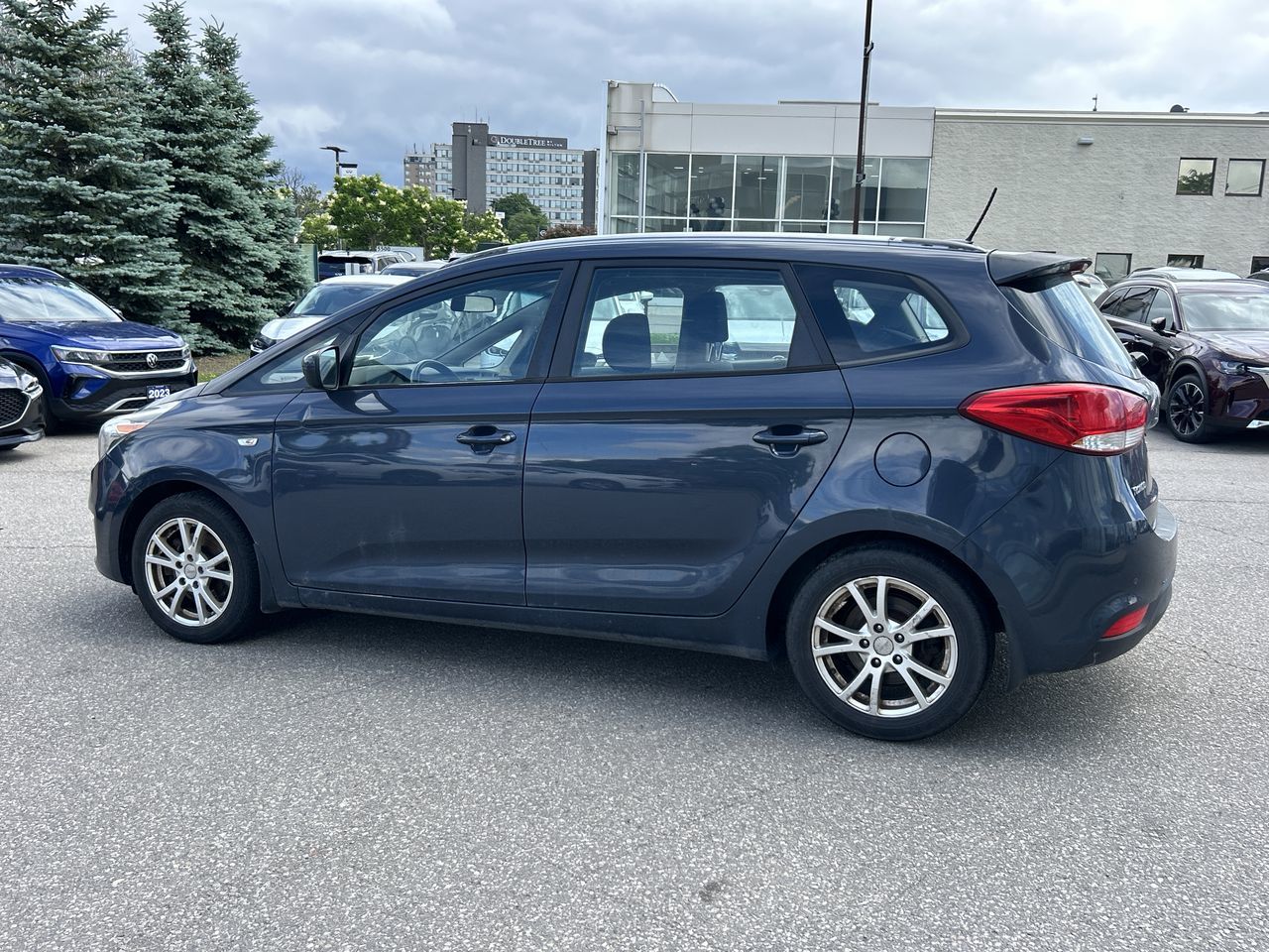 Kia Rondo  2014 à Mississauga, Ontario