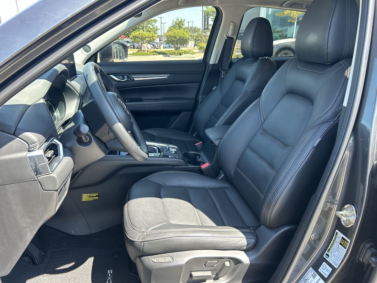 2022 Mazda CX-5 in Mississauga, Ontario