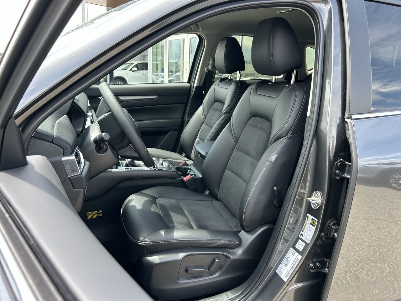 2023 Mazda CX-5 in Mississauga, Ontario