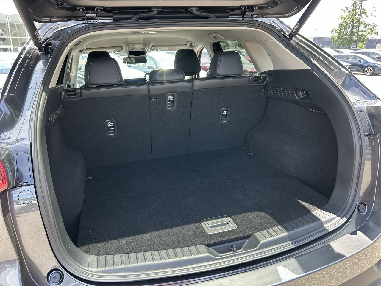 2023 Mazda CX-5 in Mississauga, Ontario