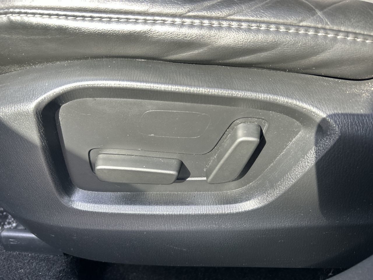 2023 Mazda CX-5 in Mississauga, Ontario