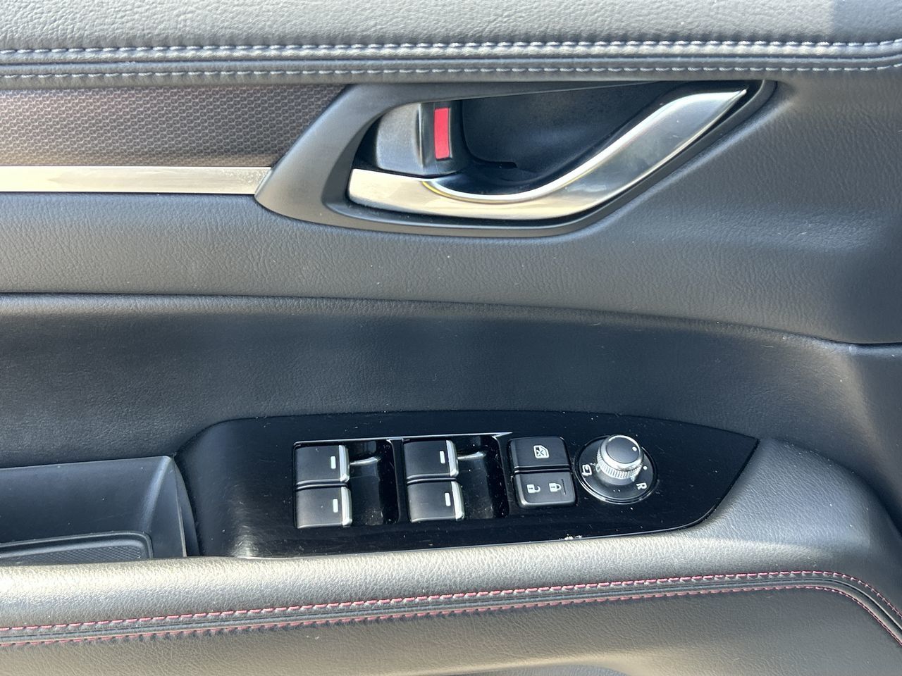 2024 Mazda CX-5 in Mississauga, Ontario