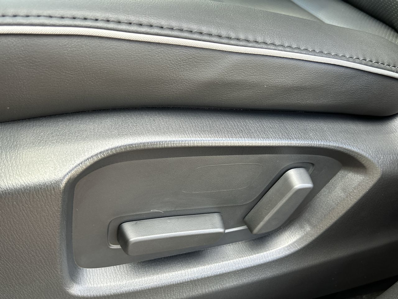 2025 Mazda CX-5 in Mississauga, Ontario