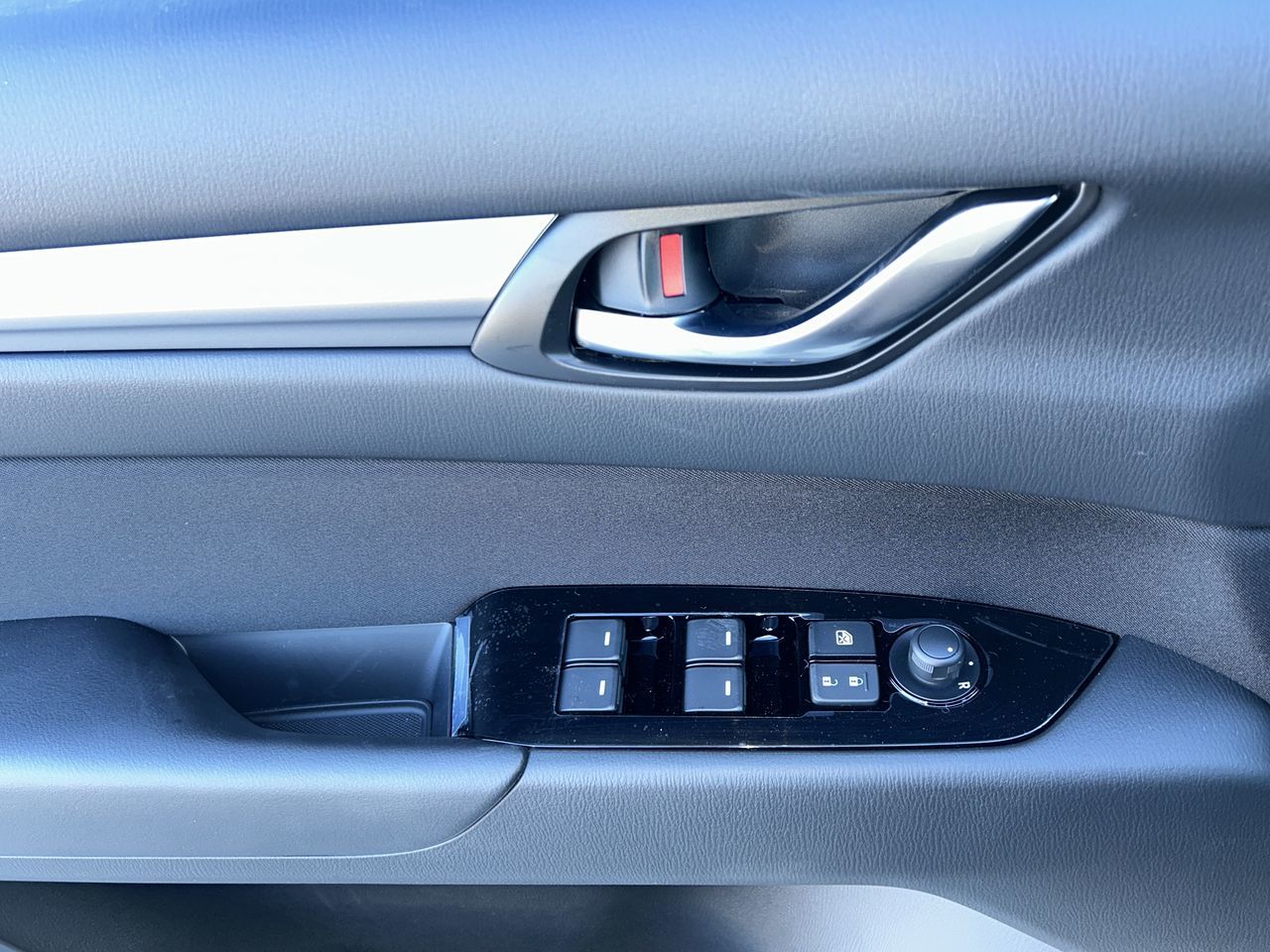 2025 Mazda CX-5 in Mississauga, Ontario