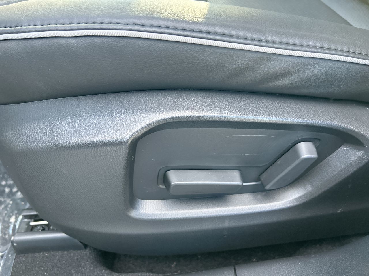 2025 Mazda CX-5 in Mississauga, Ontario