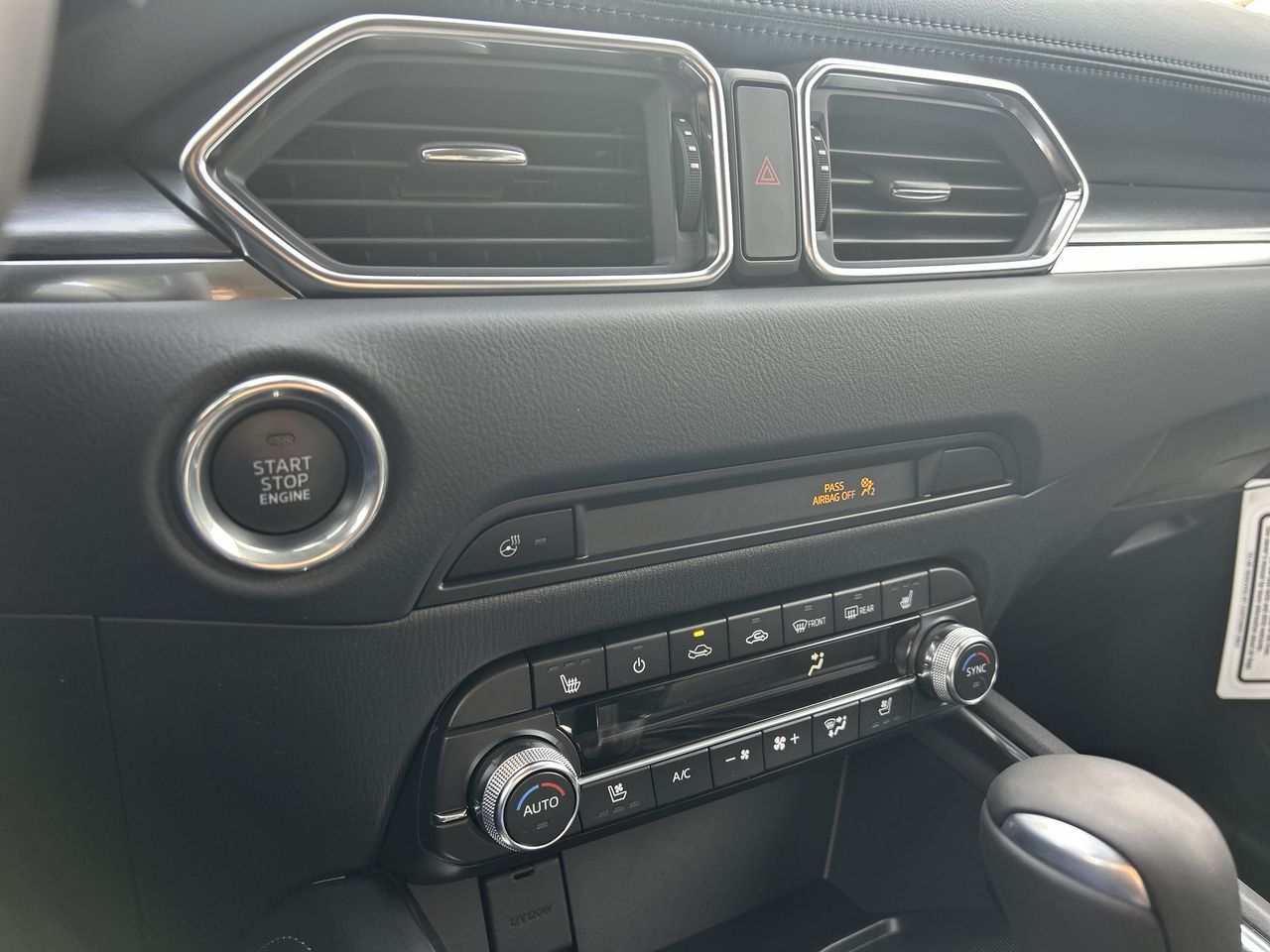 Mazda CX-5  2025 à Mississauga, Ontario