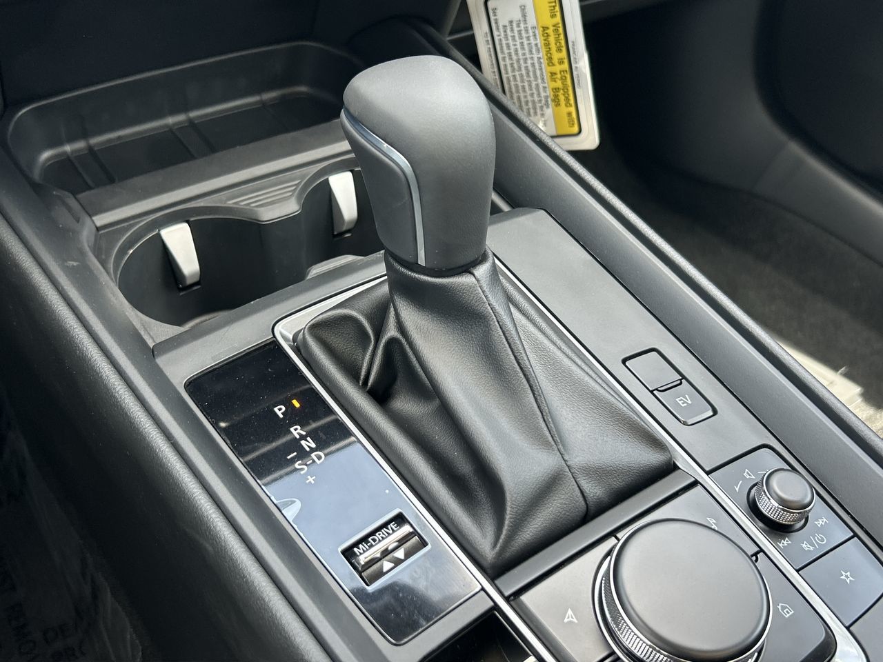 2025 Mazda CX-50 Hybrid in Mississauga, Ontario