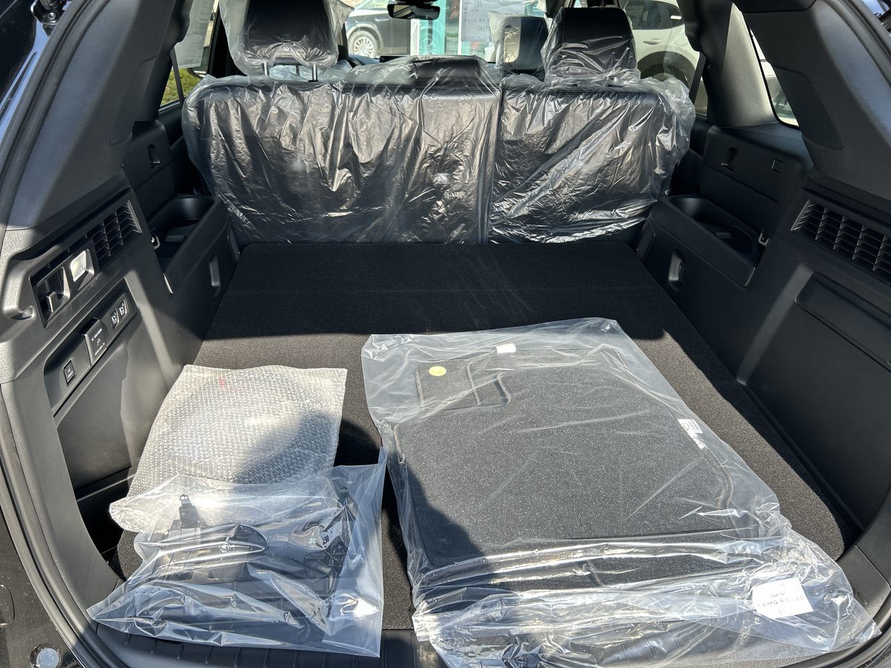 2026 Mazda CX-70 Plug-In Hybrid in Mississauga, Ontario