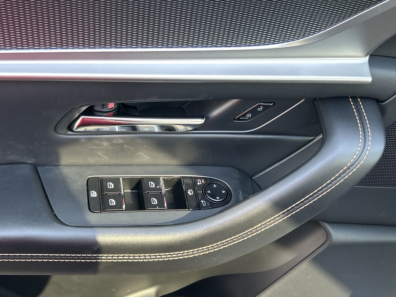 2026 Mazda CX-70 Plug-In Hybrid in Mississauga, Ontario