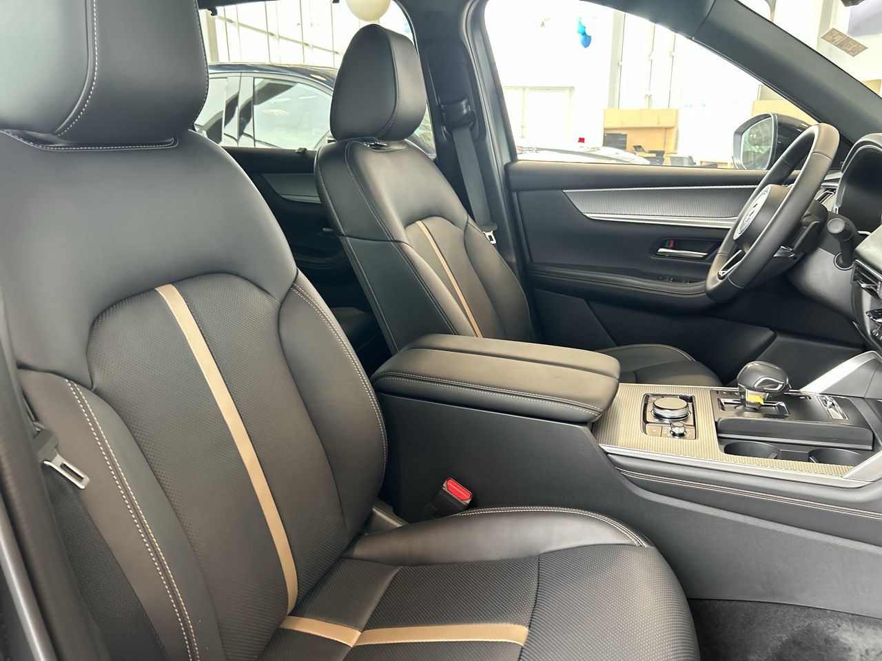 Mazda CX-70 Plug-In Hybrid  2025