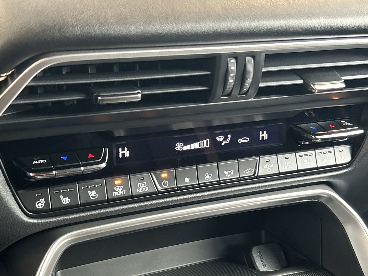 Mazda CX-70 Plug-In Hybrid  2025