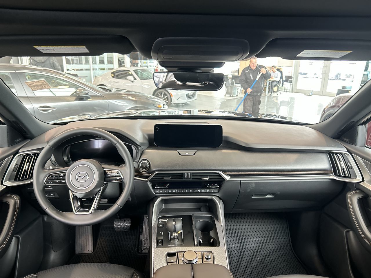 Mazda CX-70 Plug-In Hybrid  2025