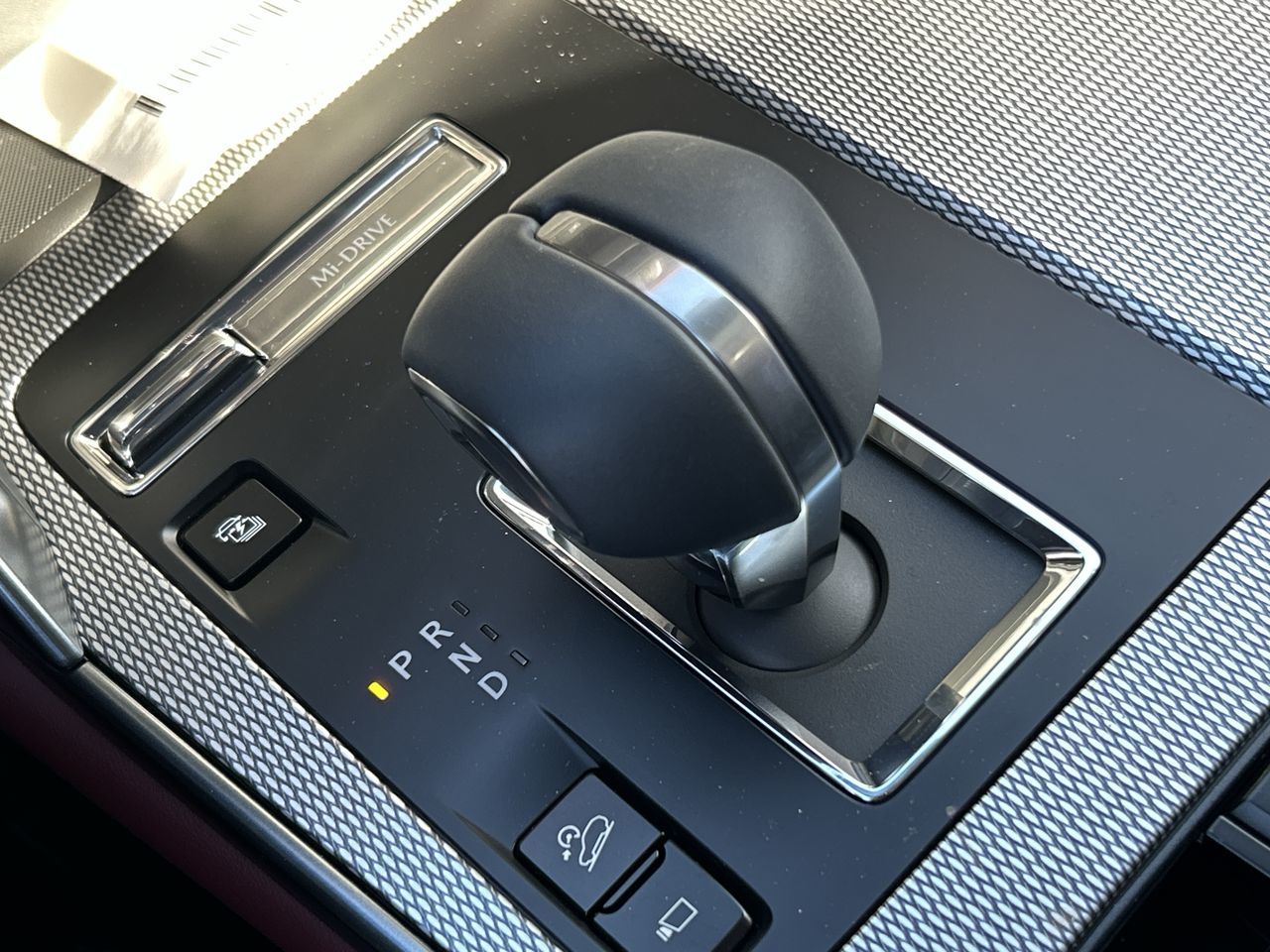 Mazda CX-70 Plug-In Hybrid  2026