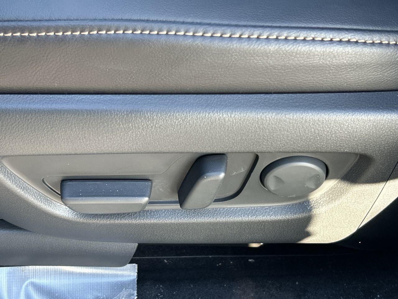 Mazda CX-70 Plug-In Hybrid  2026