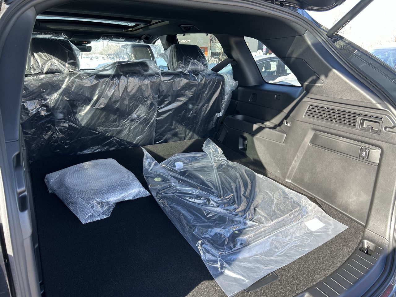 Mazda CX-70 Plug-In Hybrid  2026