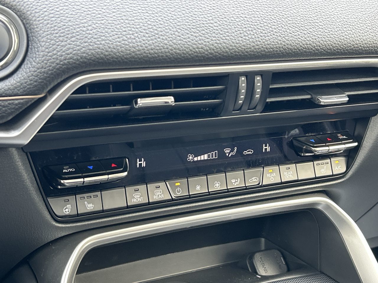 Mazda CX-90 MHEV  2024 à Mississauga, Ontario