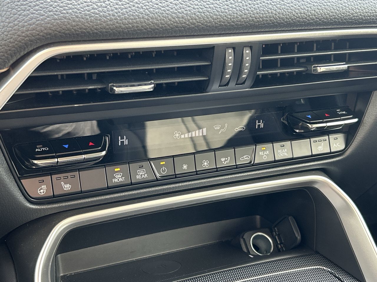 2024 Mazda CX-90 MHEV