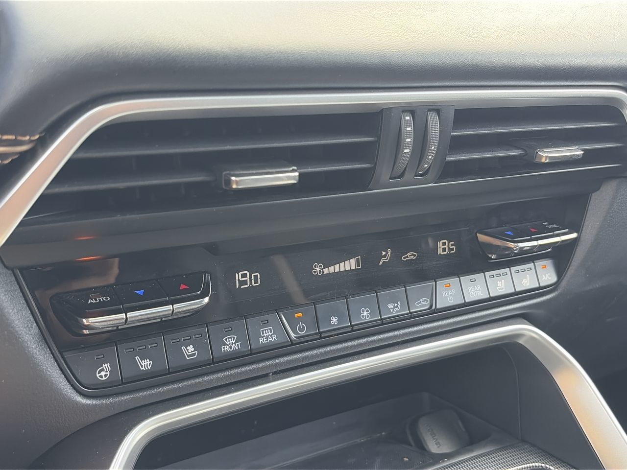 Mazda CX-90 PHEV  2025