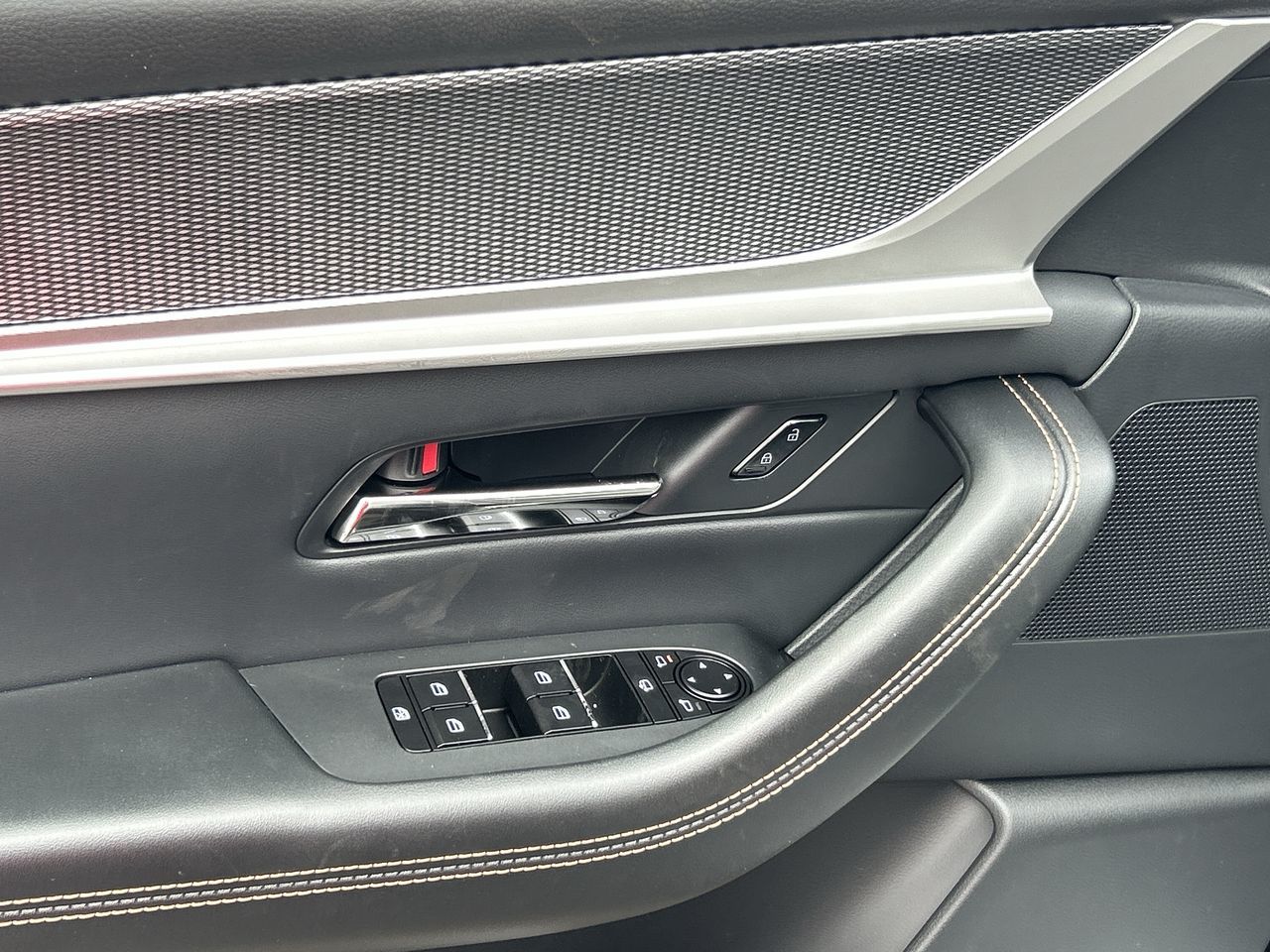 2026 Mazda CX-90 Plug-In Hybrid