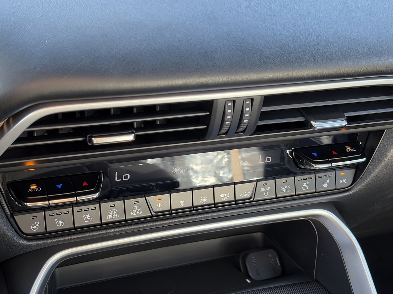 2026 Mazda CX-90 Plug-In Hybrid in Mississauga, Ontario