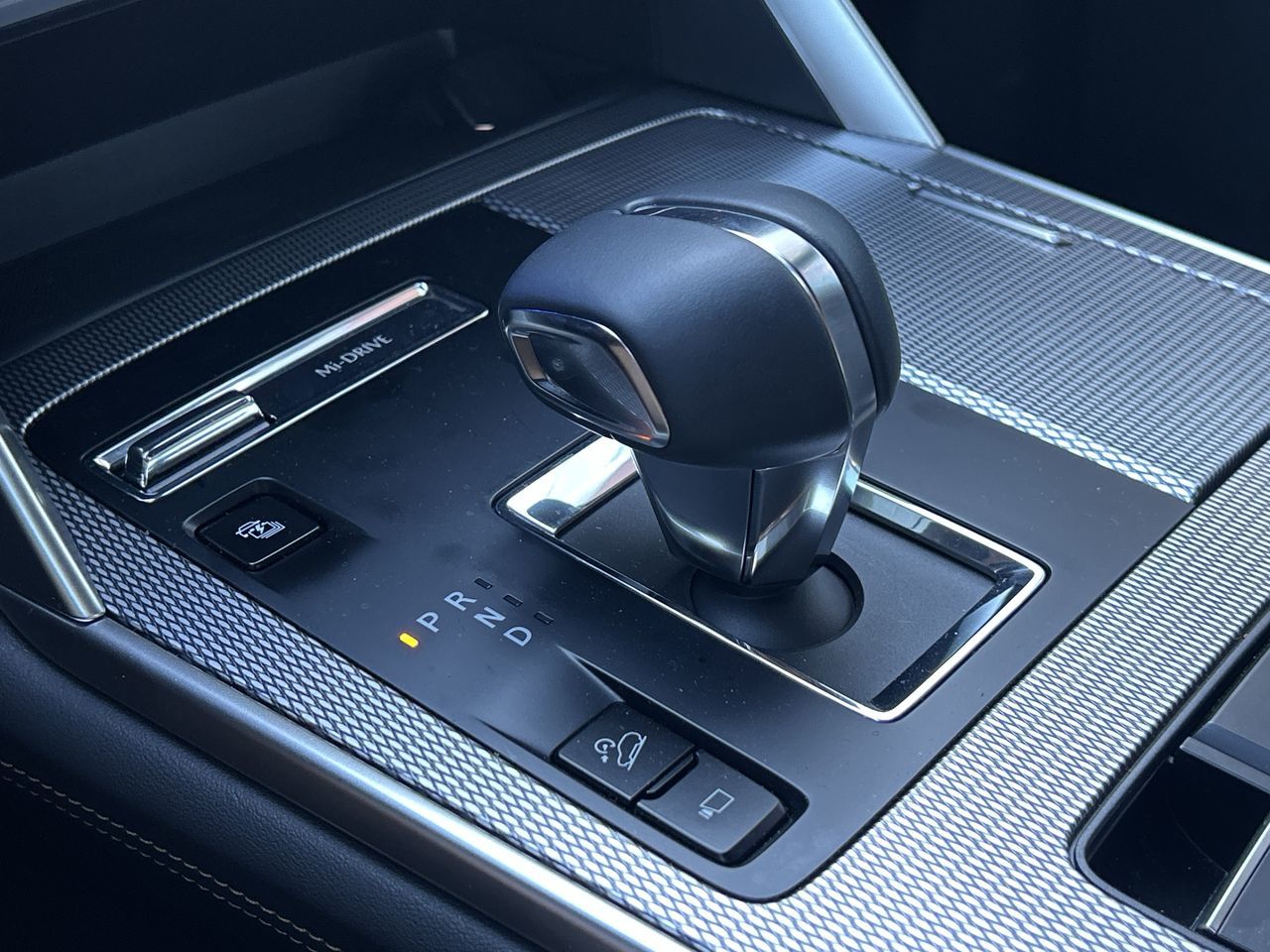 Mazda CX-90 Plug-In Hybrid  2025