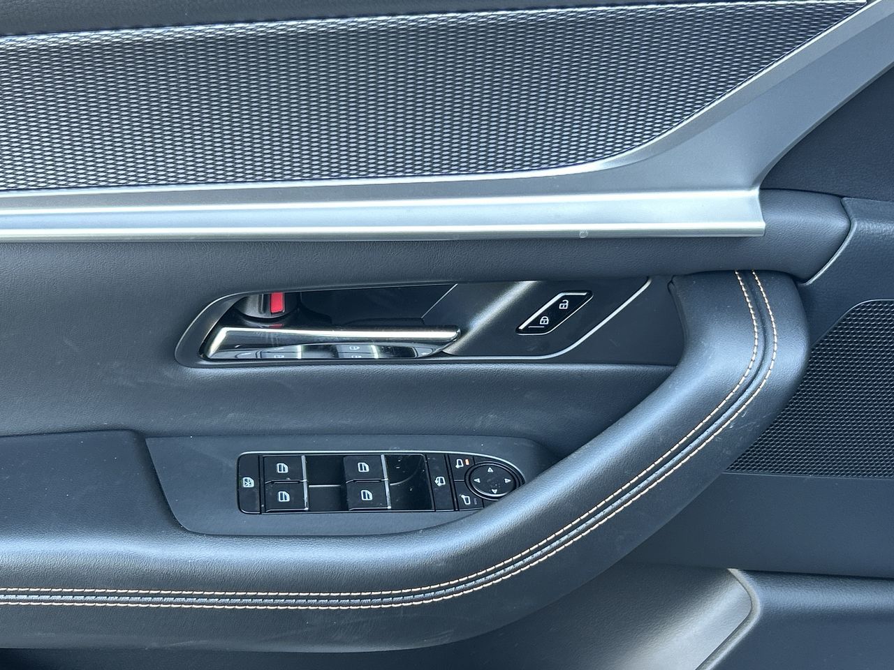 2026 Mazda CX-90 Plug-In Hybrid in Mississauga, Ontario