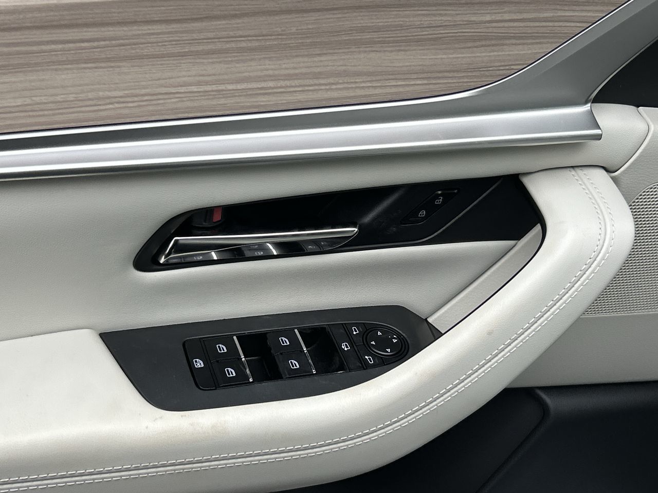 Mazda CX-90 Plug-In Hybrid  2026