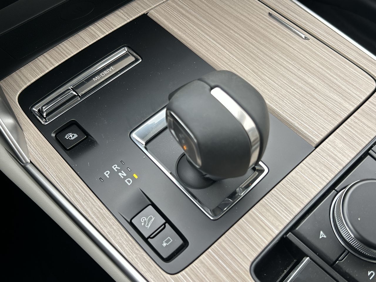 Mazda CX-90 Plug-In Hybrid  2026