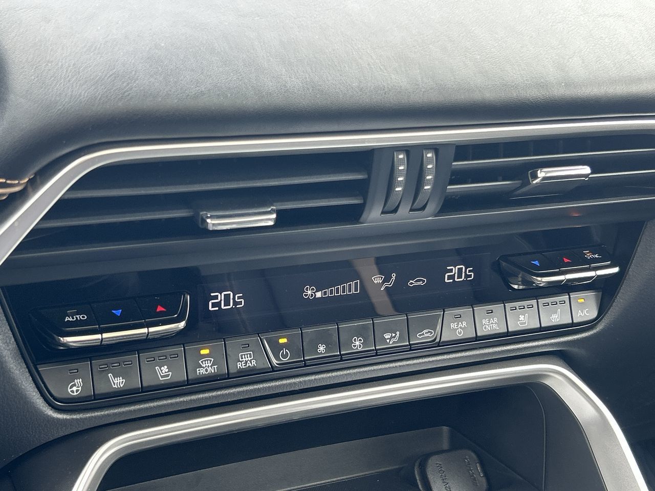 2026 Mazda CX-90 Plug-In Hybrid in Mississauga, Ontario