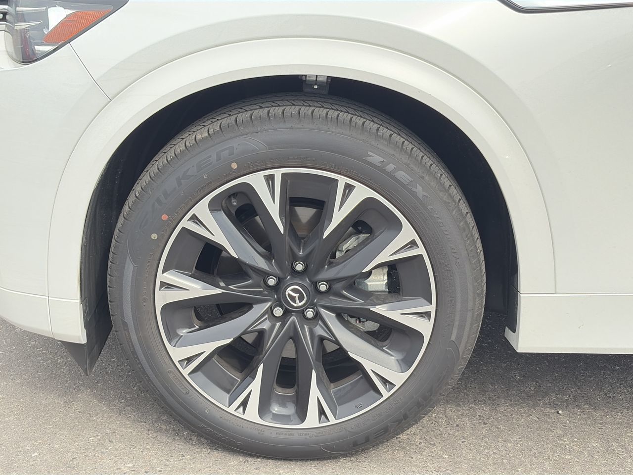 Mazda CX-90 Plug-In Hybrid  2026