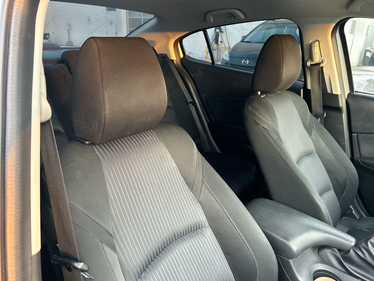 Mazda 3  2016 à Mississauga, Ontario