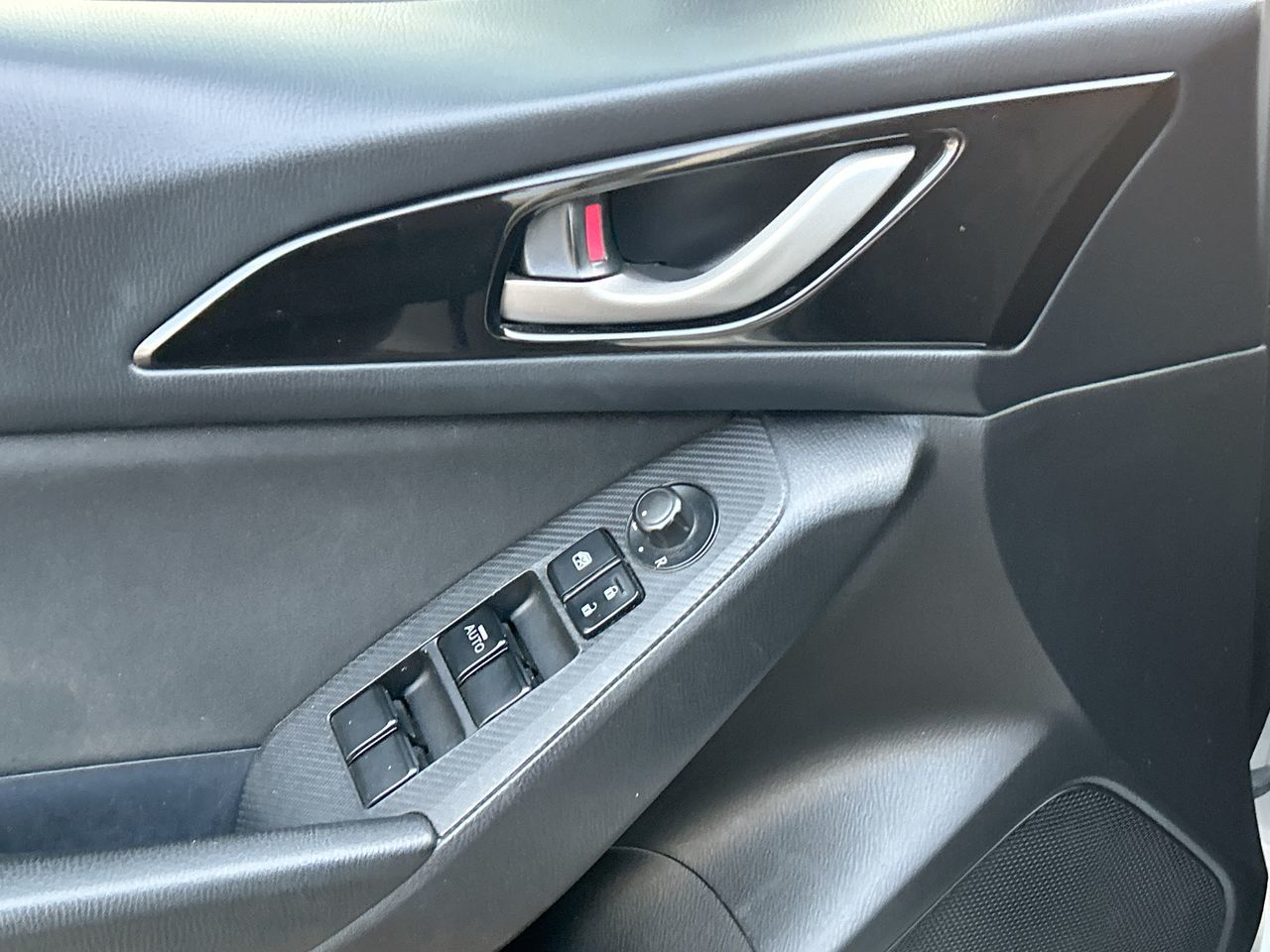 Mazda 3  2016 à Mississauga, Ontario