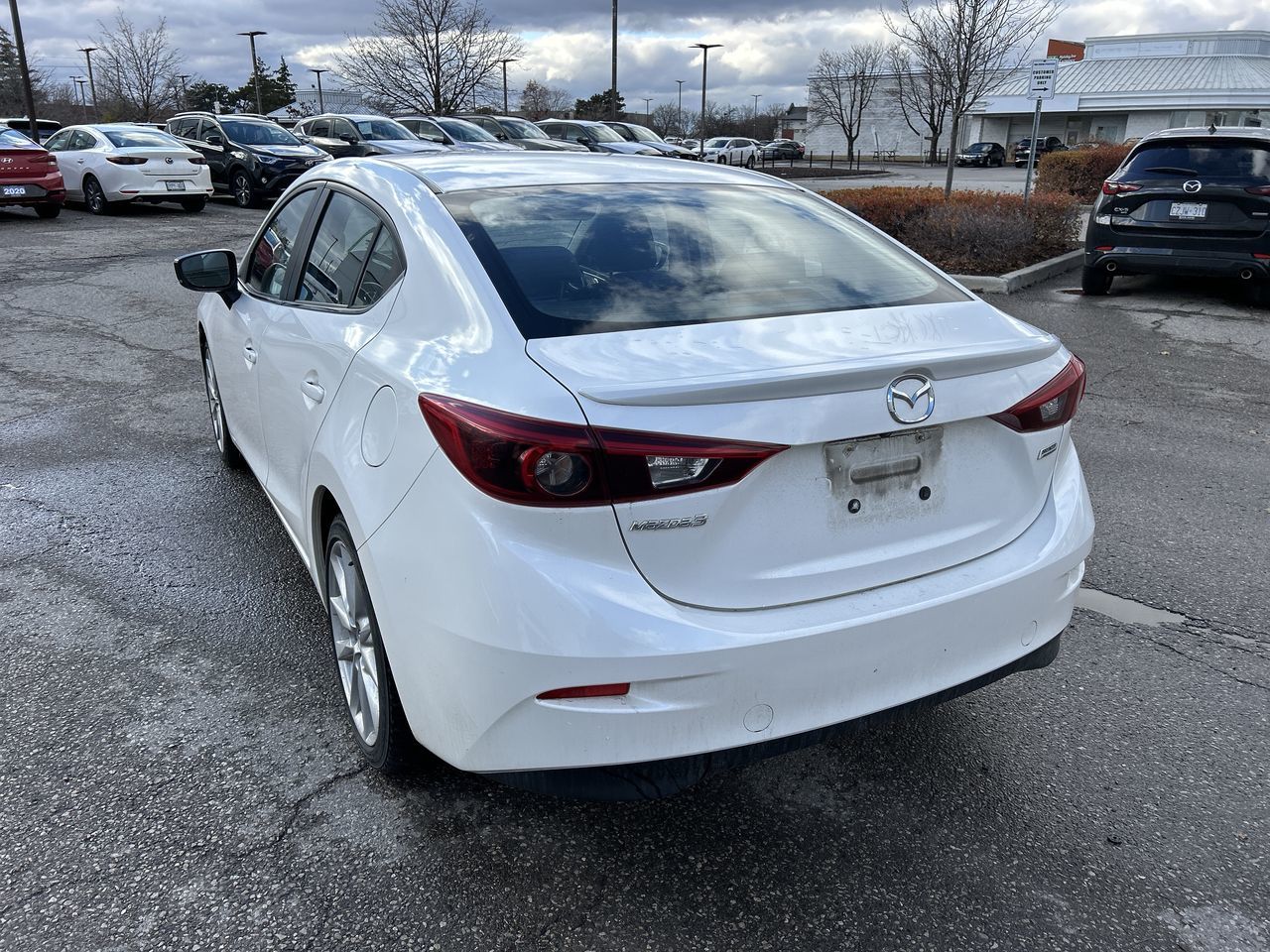 Mazda 3  2017