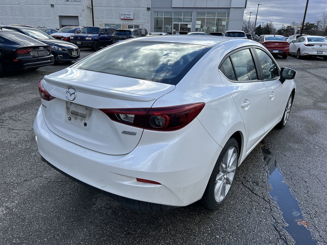 Mazda 3  2017