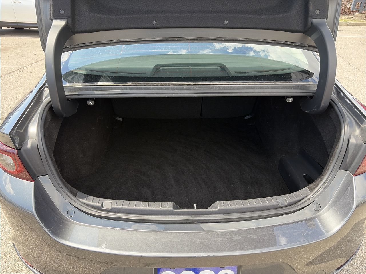 Mazda 3  2022