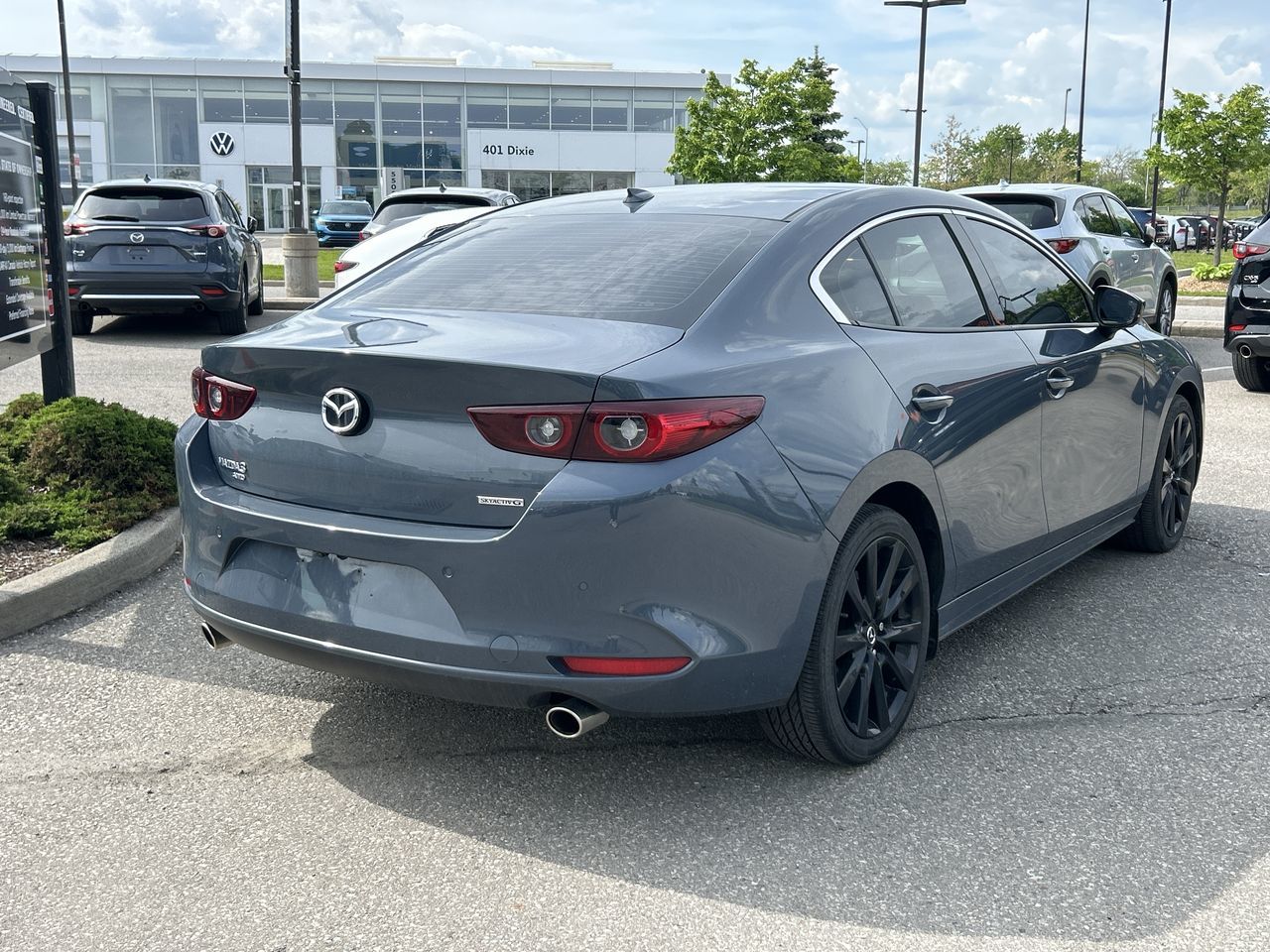 2023 Mazda 3 in Mississauga, Ontario