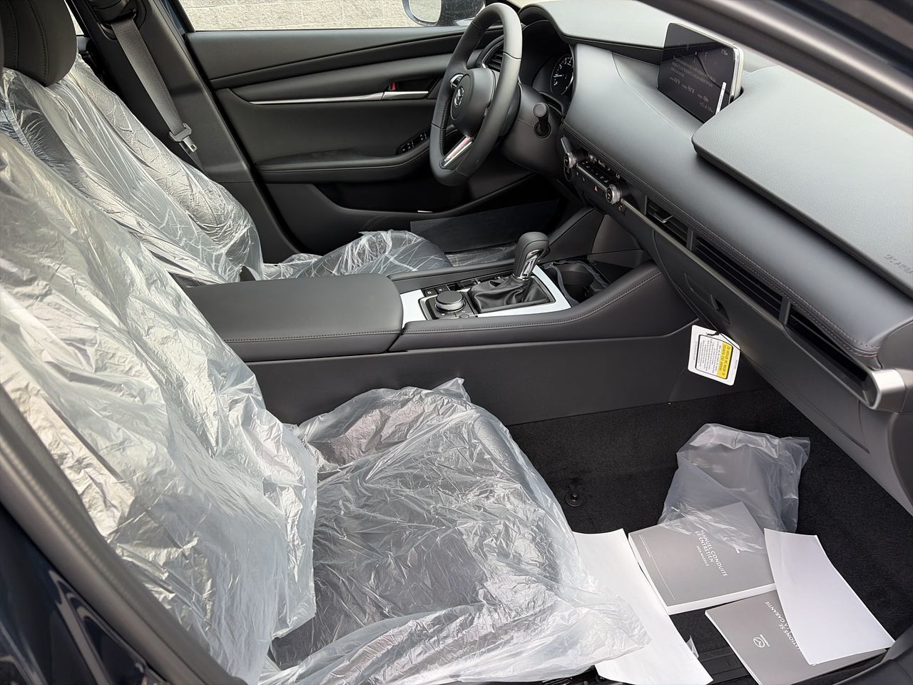 Mazda 3  2026 à Mississauga, Ontario