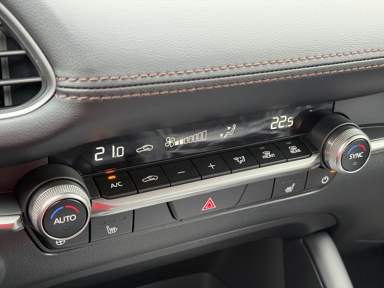 2026 Mazda 3 in Mississauga, Ontario