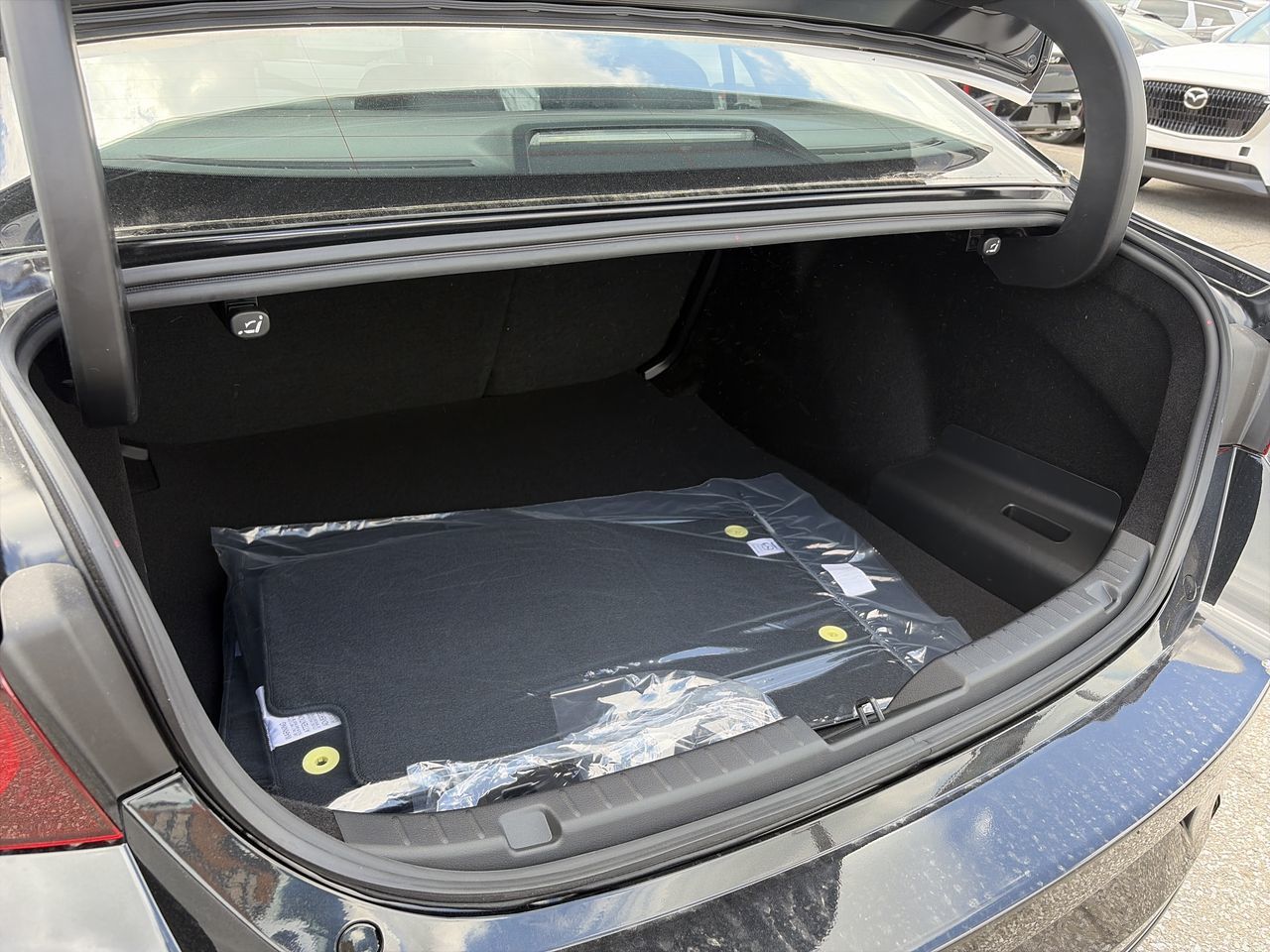 2026 Mazda 3 in Mississauga, Ontario