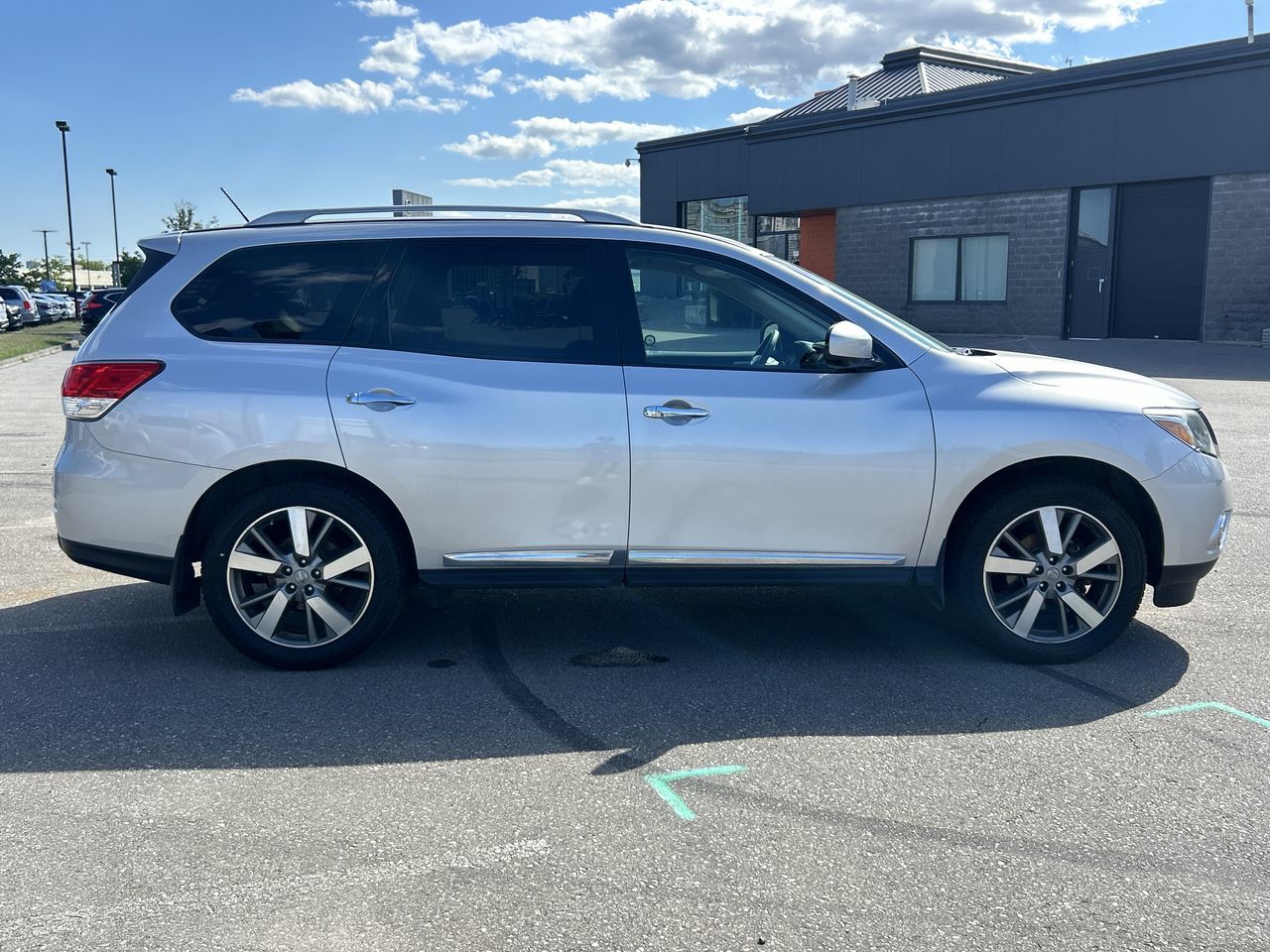 2014 Nissan Pathfinder in Mississauga, Ontario
