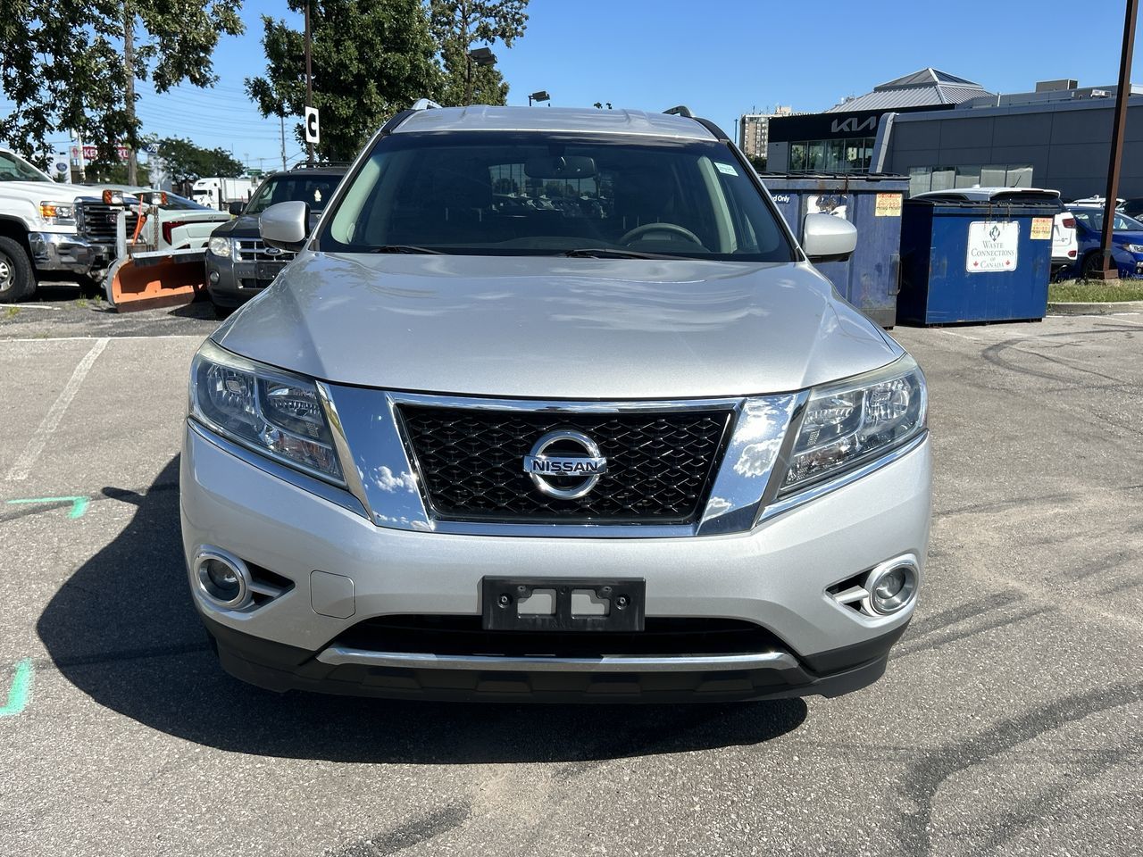 2014 Nissan Pathfinder in Mississauga, Ontario
